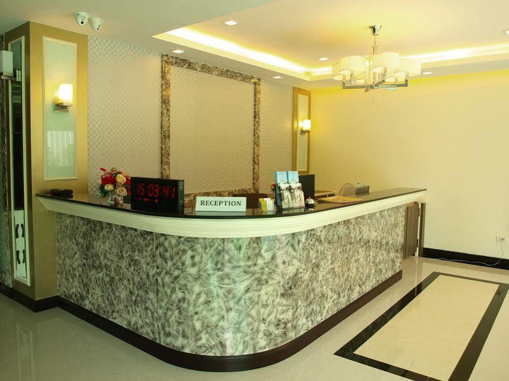 V Residence Pattaya Eksteriør billede